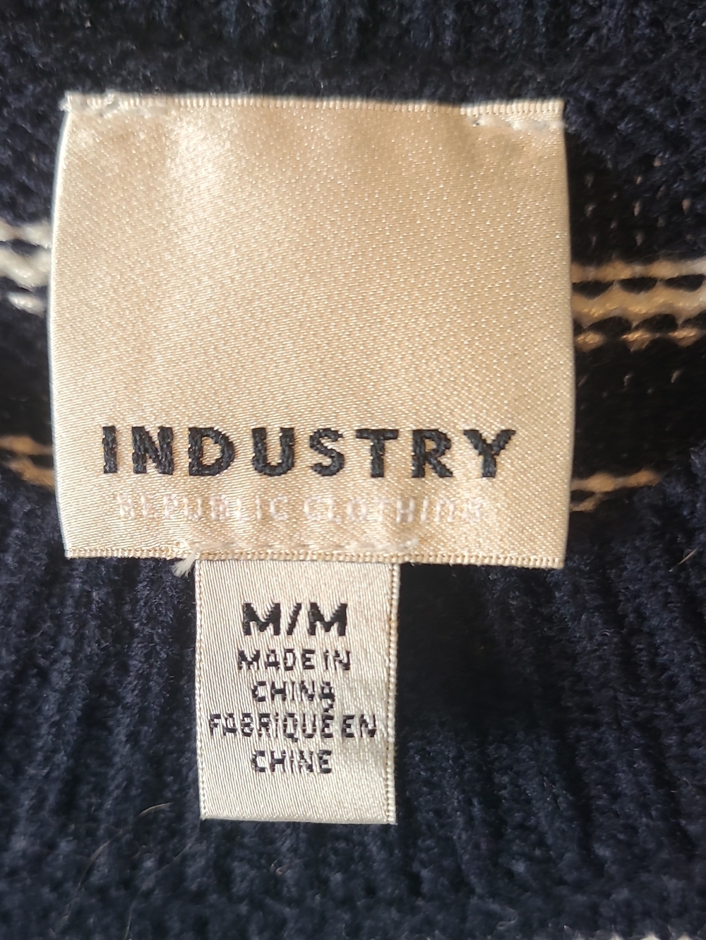 Industry Republic Crew Neck cropped sweater size Med - Picture 3 of 5